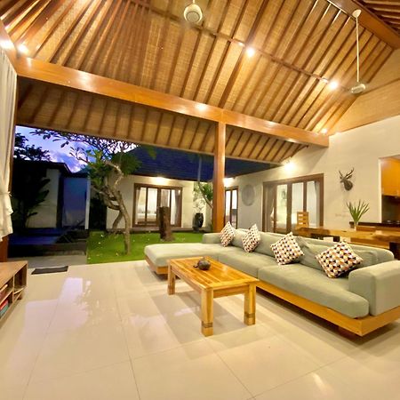 Nil Villa Seminyak Extérieur photo
